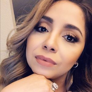 Meet your Posher, Martha